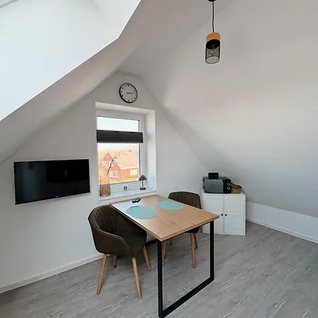 Koeoek Inselblick - Aussicht Auf Spiekeroog - Strandnah Apartment Neuharlingersiel